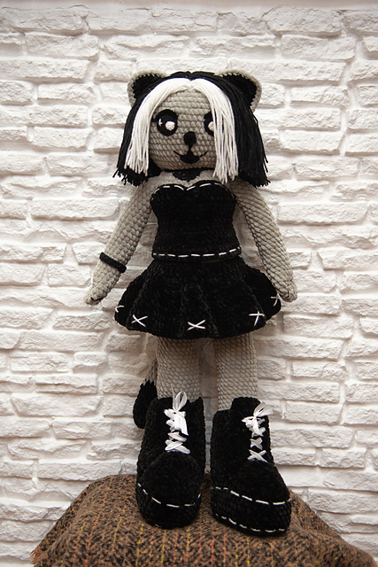 Goth Cat GIirl