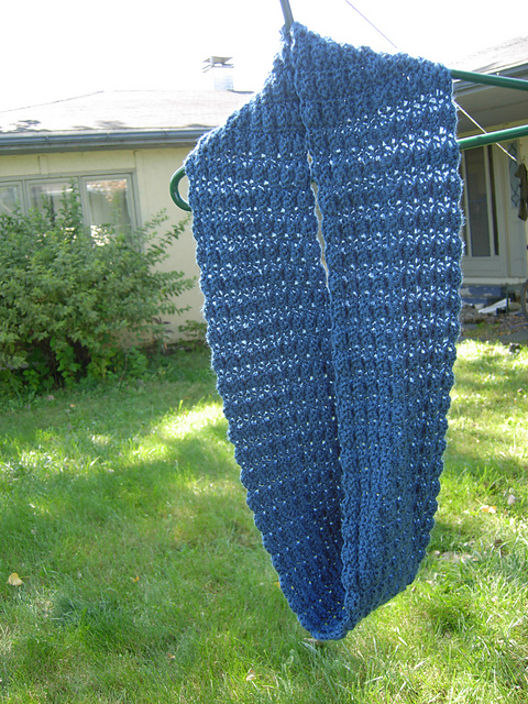 Latte Infinity Cowl