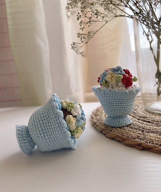doll bouquet