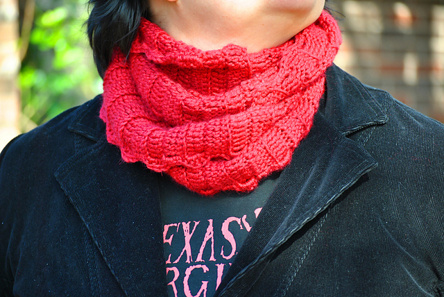 Super Easy Infinity Scarf