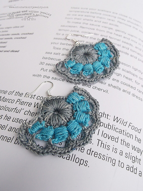 Fan earrings