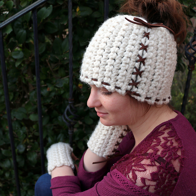 Extremely Easy Bun Hat