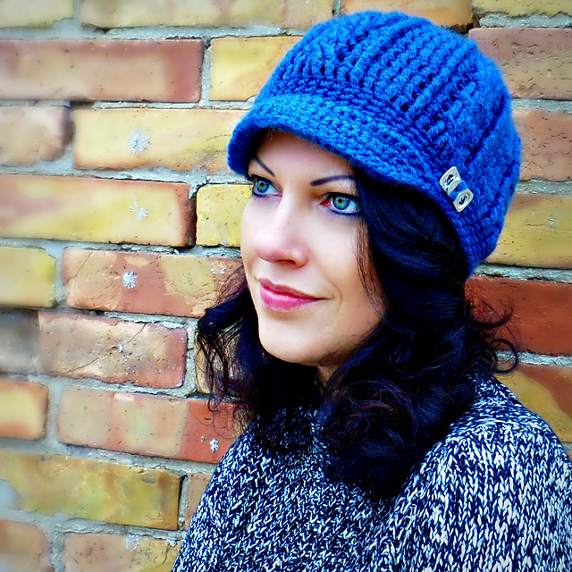 Cabled Newsboy Hat