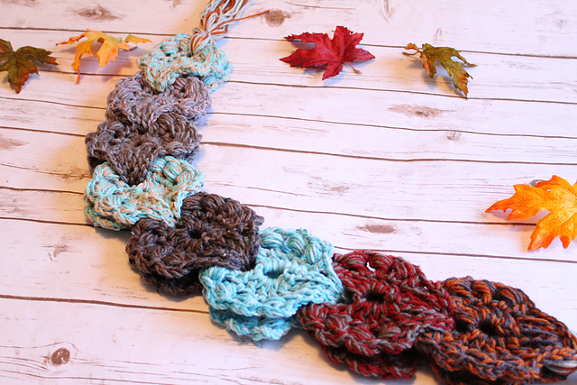 Stash Buster Chain Scarf