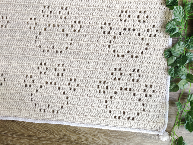 Small Paws Pet Blanket