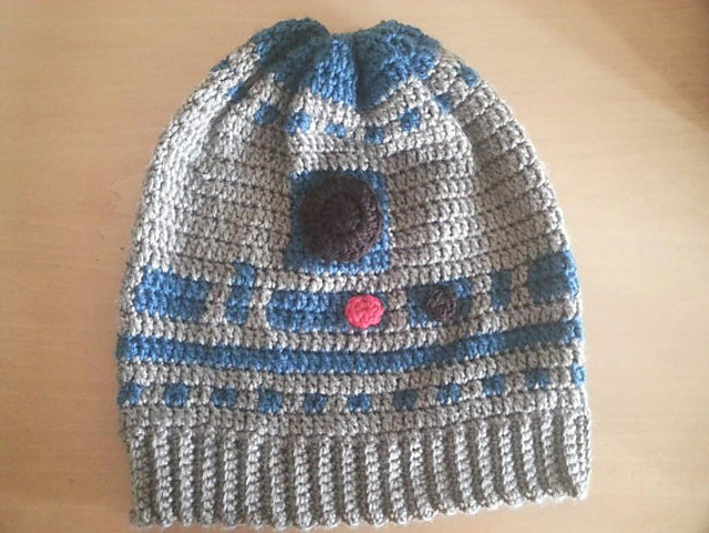 R2D2 Slouchy Beanie