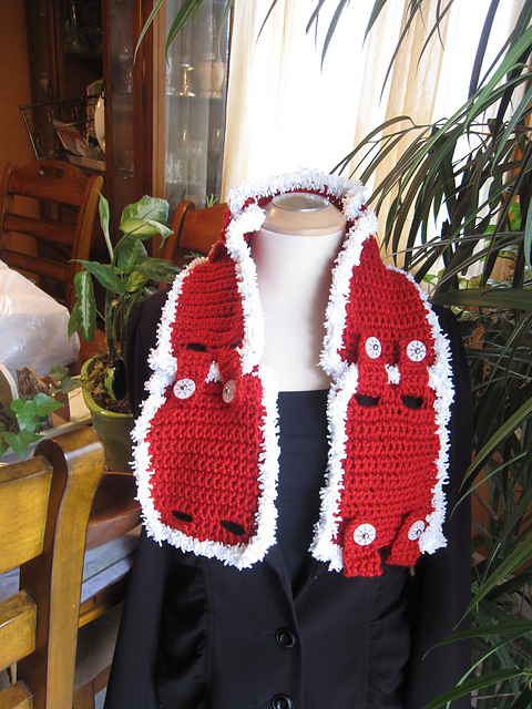 Adjustable Length Morphing Santa Scarf