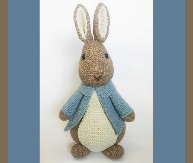 Ravelry: Peter Rabbit - Large Size pattern by Angie Paul
