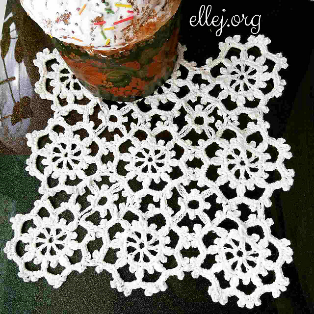 Square doily 13 motifs