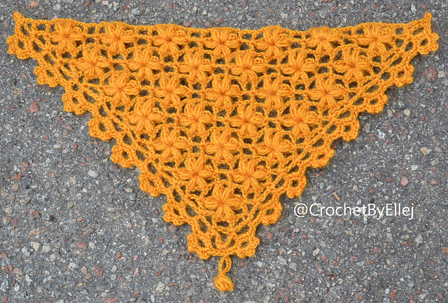 "Flowers on the mesh" shawl