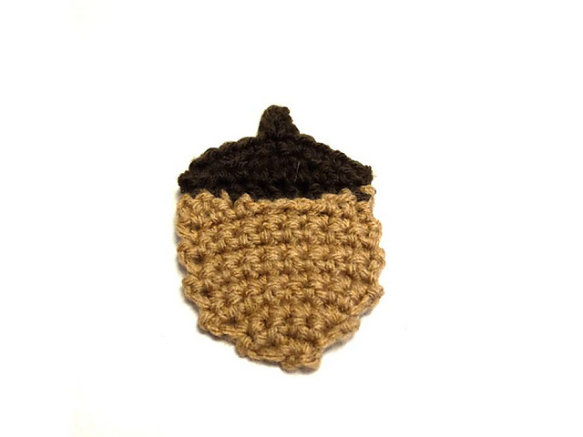 Acorn Applique