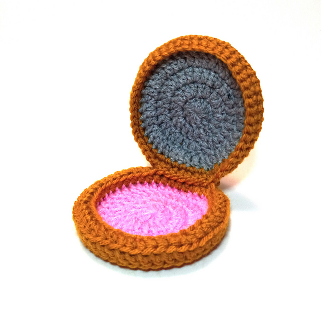 Makeup Compact Coaster
