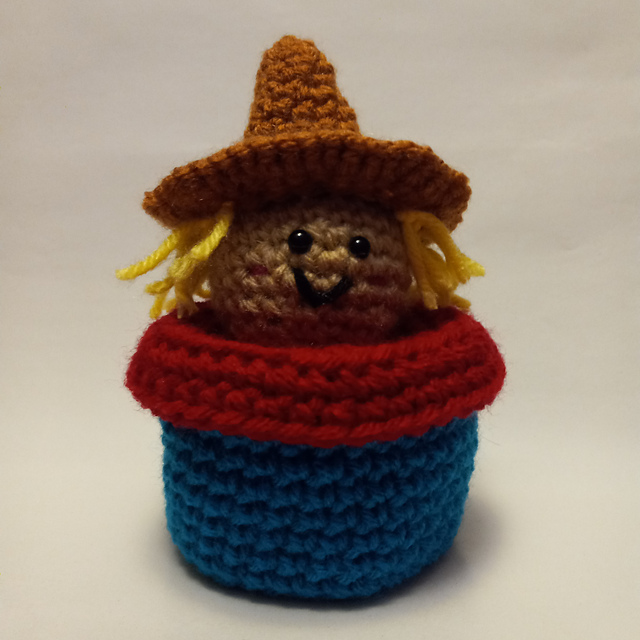 Scarecrow Pot