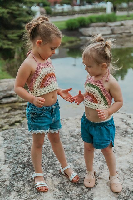 Ravelry: Rainbow Halter pattern by Lisa Naskrent