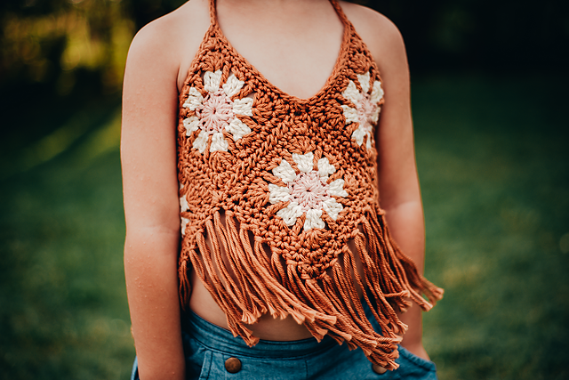 Ravelry: Sunflowers And Daisies Halter Top pattern by Lisa Naskrent