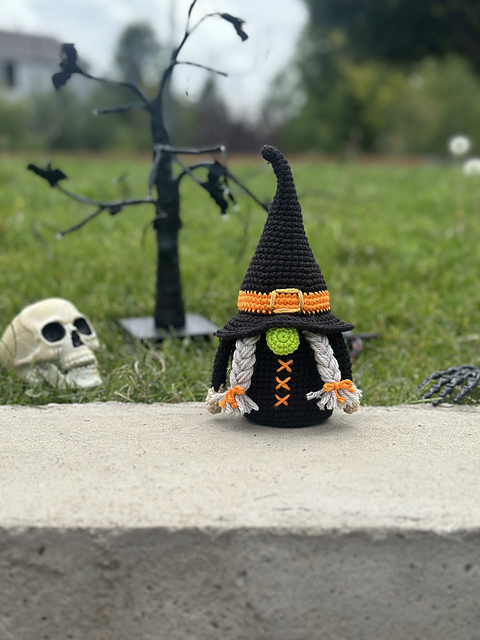 Halloween Witch Gnome