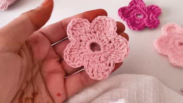 simple flower