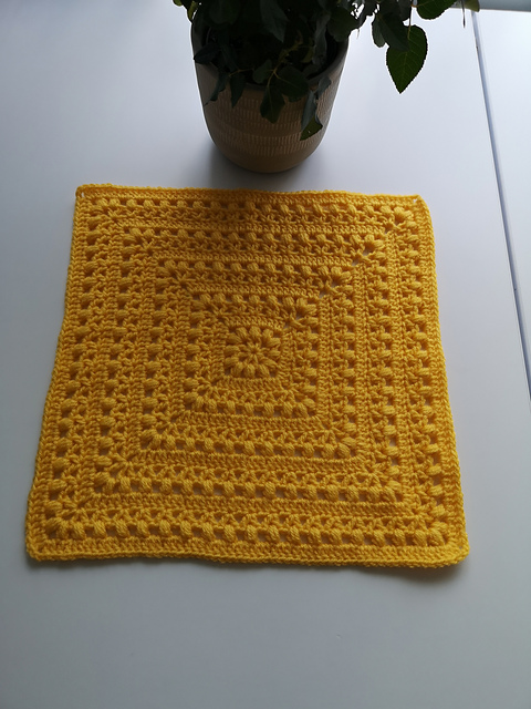 Traveling Afghan Square # 3 — foto 2