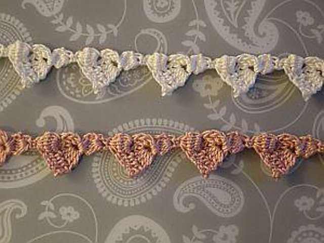 Lacy Heart Garland