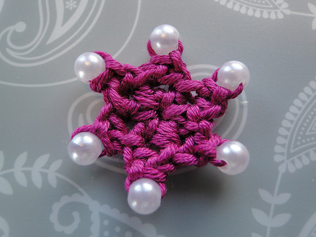 Pearly Picot Star