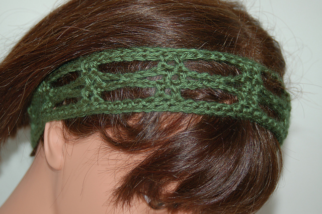 Lacy Diamonds Headband