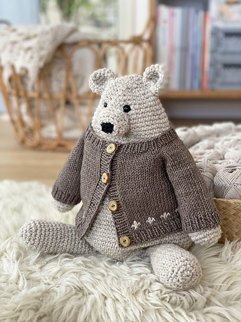 Cardigan for Chunky Benji