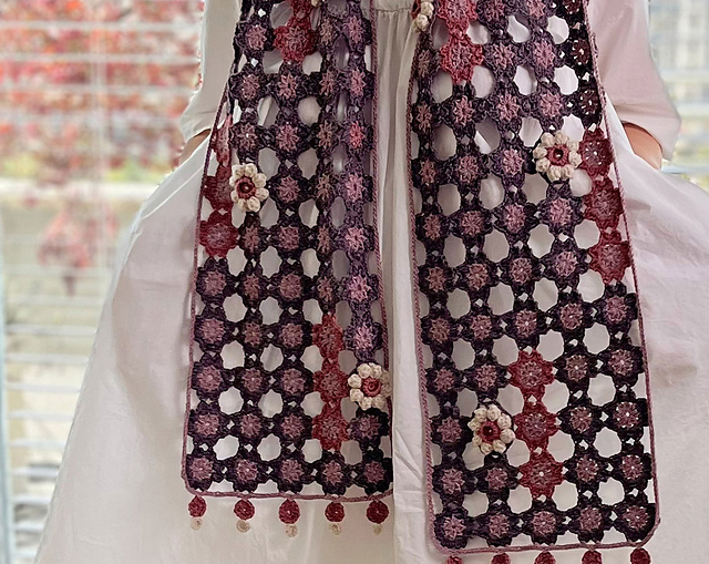 Shinjuku scarf