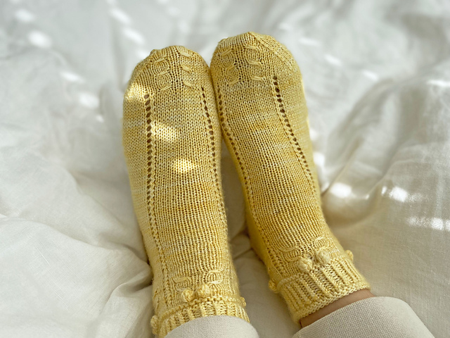 Keep Shinin socks
