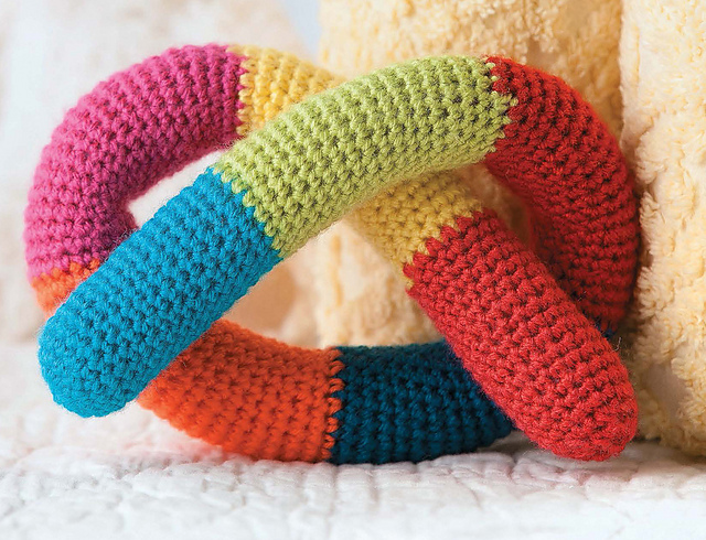Pretzel Rattle