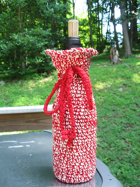 Picnic Basket Set: Wine Bottle Cover