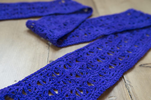 Optical Illusion Scarf