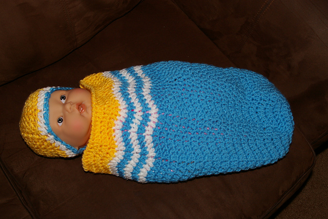 Baby's Cuddle Cocoon and Cap