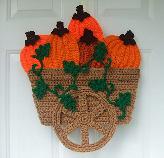 CV040 Pumpkin Wagon Door Hanging