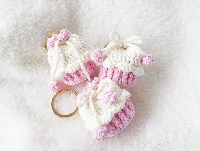 Mini Cupcake Coin Bag Keychain