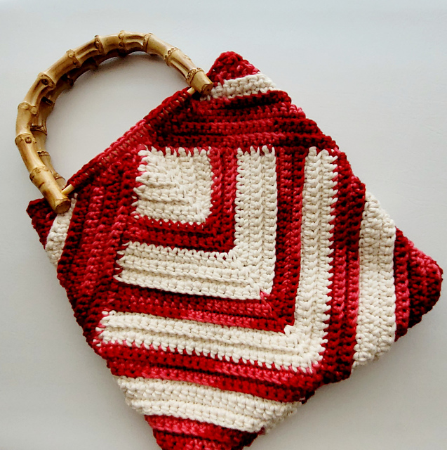 V Corner Bag