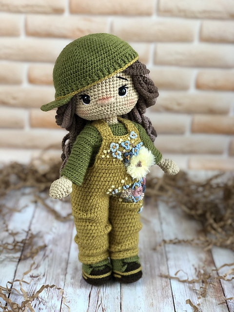 Goldcrest clothes