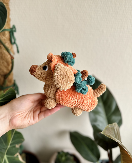 Pumpkin Pup (removable outfit)