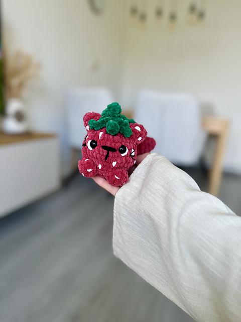 Strawberry Cat