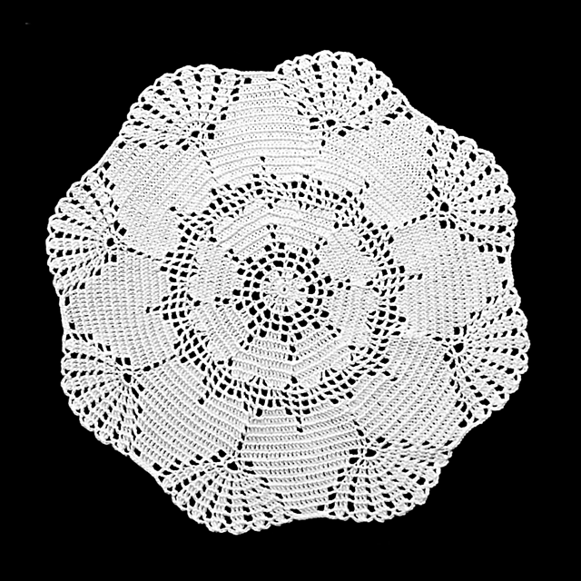 Doily 44CN