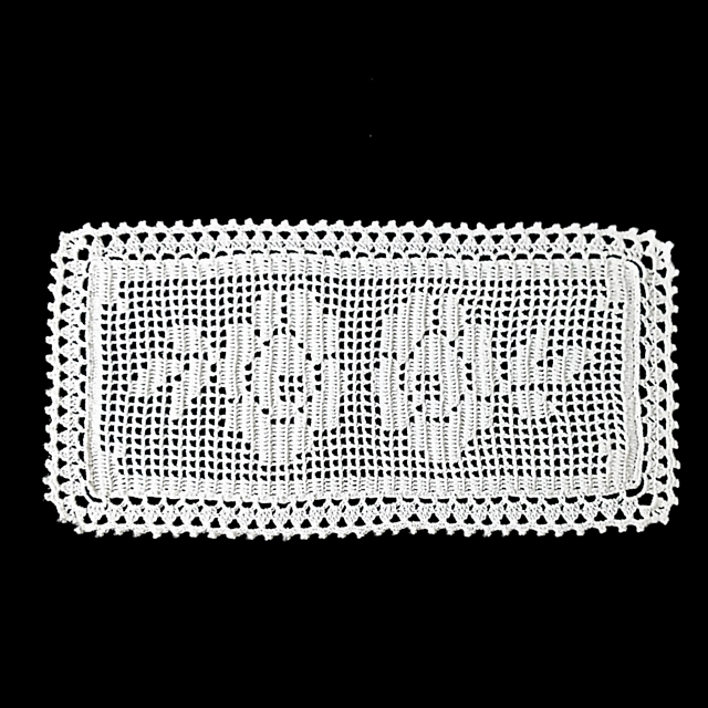 Doily with roses 2FLT