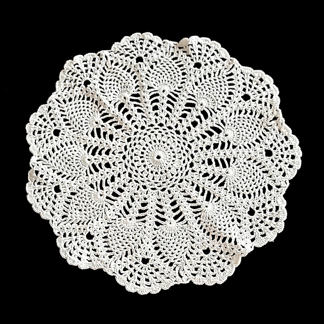 Doily 18CN