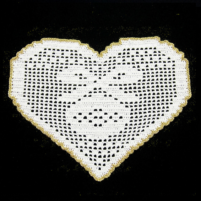 Christmas Doily 40NT