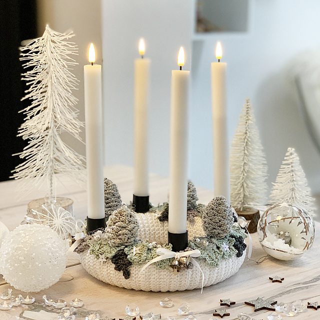 Ravelry: Nordic Adventskrans pattern by Nordic Crochet