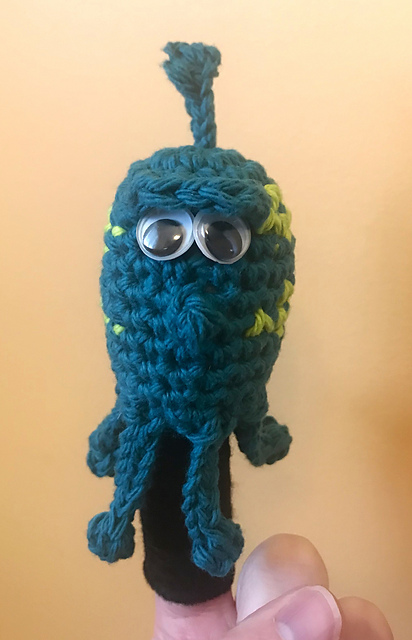 Monster Finger Puppet "Moe"