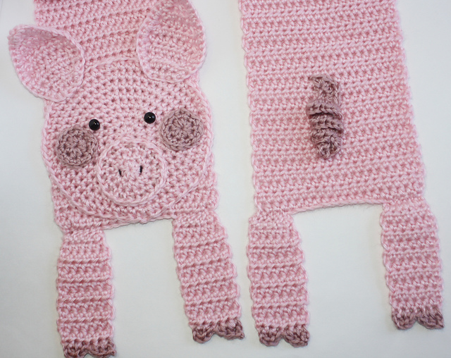 Pig Scarf