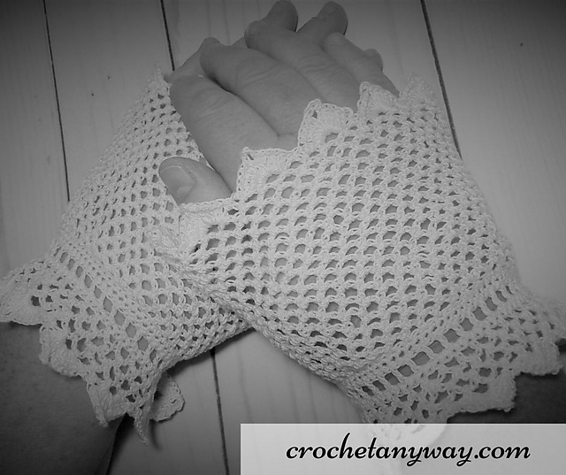 Elizabeth Wrist Cuffs