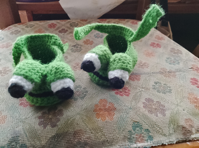 Frog Shoes