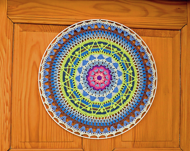 Mandala Green Waterline