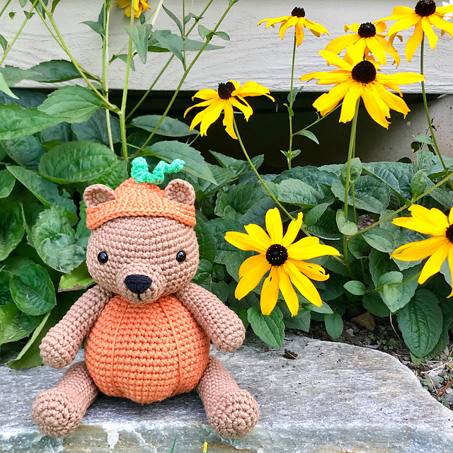 Pumpkin Patch Bear