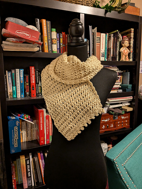 Victorian Comforter (Scarf)